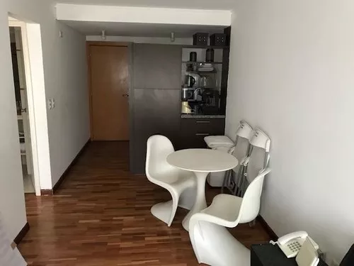 Alquiler 1 dormitorio
Avda. 21 De Setiembre 2733 Apto 1102 Esq. Luis De La Torre
Punta Carretas, Montevideo
$
26.000_5d8e427c74b65.webp