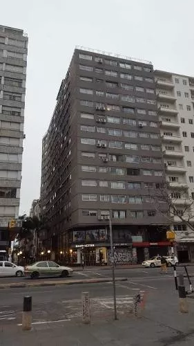 Alquiler 1 dormitorio
Barbato Esq 18 De Julio 111
Cordón, Montevideo
$
19.500_5d8e5763e12e7.webp