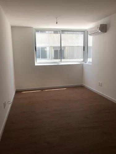 Alquiler 1 dormitorio
Defensa Esq Salvador Ferrer Serra 000
Tres Cruces, Montevideo
$
19.000_5d8e66d57f2a3.webp