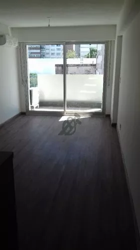 Alquiler 1 dormitorio
Divino Apartamento De Un Dormitorios Super Amplio, Tres Meses De Alquiler Gratis:
Pocitos, Montevideo
$
24.000_5d8e528c23af2.webp
