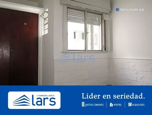 Alquiler 1 dormitorio
Galicia Esq. Yí
Centro, Montevideo
$
16.000_5d8e5538ef22f.webp