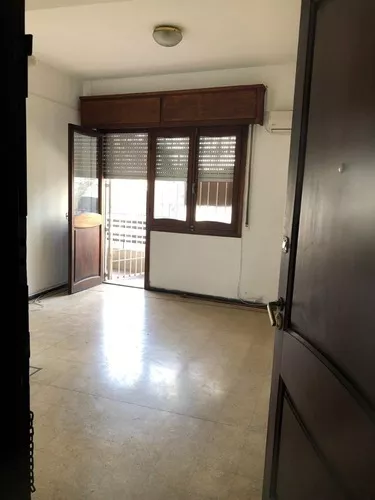 Alquiler 1 dormitorio
Rivera Esq Alarcon 1111
Parque Batlle, Montevideo
$
17.000_5d8e5151955d7.webp