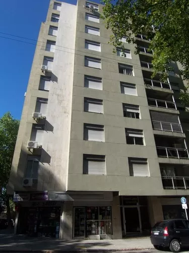 Alquiler 1 dormitorio
Soriano Esquina Zelmar Michelini
Centro, Montevideo
$
15.000_5d8e563182cdf.webp