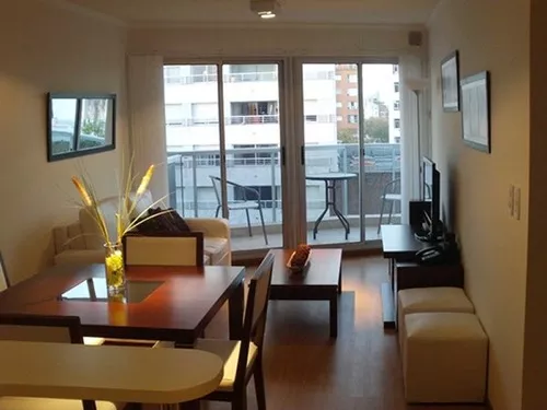 Alquiler monoambiente
21 De Septiembre 2722
Punta Carretas, Montevideo
U$S
50_5d8e3b395a46f.webp