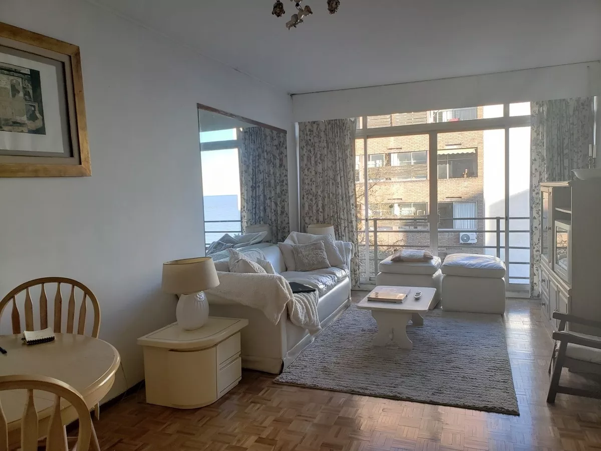 Alquiler 1 dormitorio
Benito Blanco 1182
Pocitos, Montevideo
$
27.000_5db5cc639d2d0.webp