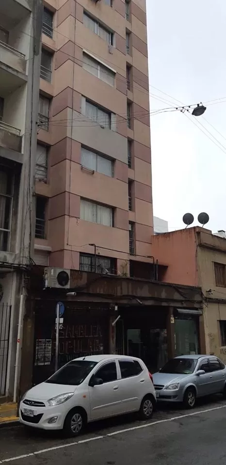 Alquiler monoambiente
Vazquez 1463
Centro, Montevideo
$
14.000_5db4a03ef3a8e.webp