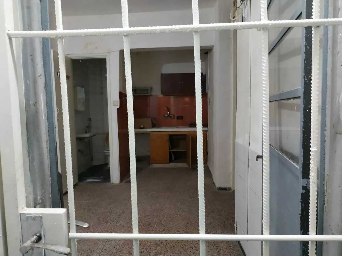 Alquiler 1 dormitorio
Barbato 0000
Centro, Montevideo
$
13.900_5e04fb3c9ab7e.webp