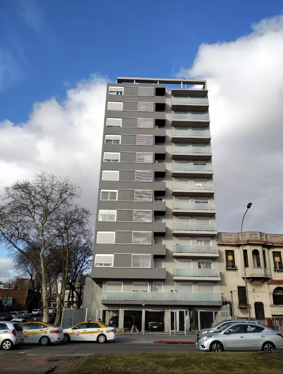Alquiler 1 dormitorio
Bv. Artigas 2042
Tres Cruces, Montevideo
$
22.500_5e050c5e0e290.webp