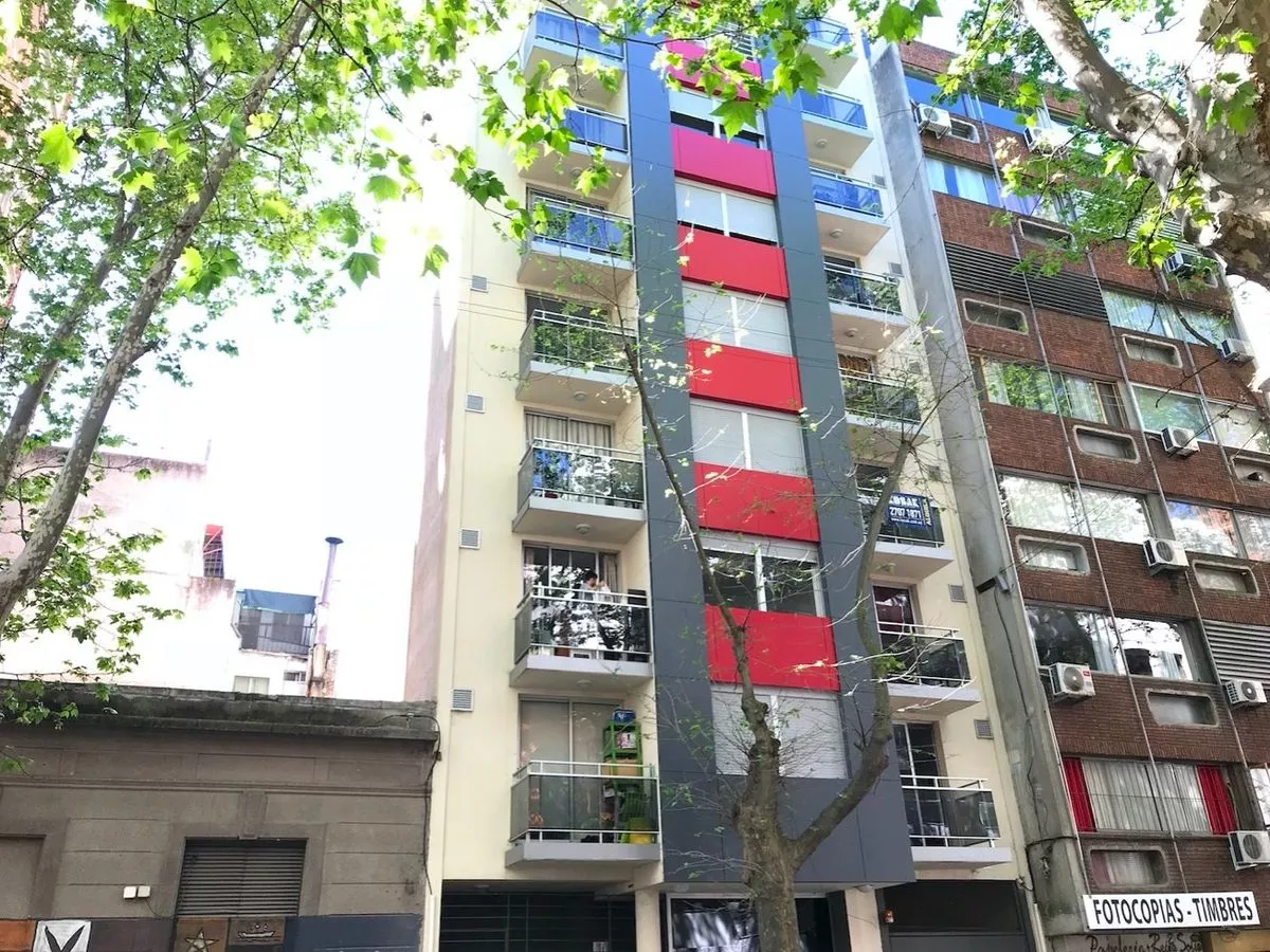Alquiler 1 dormitorio
Hector Gutierrez Ruiz 1282
Centro, Montevideo
$
18.000_5e04fbd219f24.webp