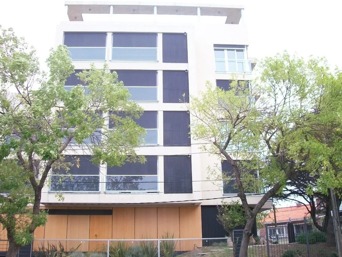 Alquiler 2 dormitorios
Av. Rivera 4598
Malvin, Montevideo
$
39.000_5e04f8a724bca.webp