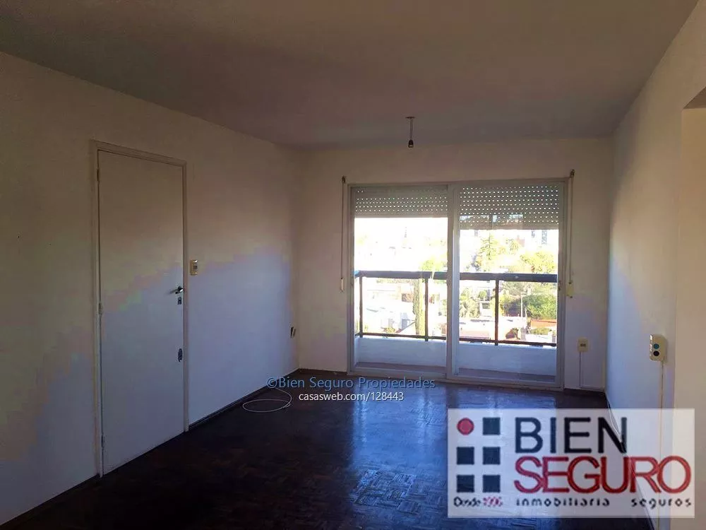 Alquiler 2 dormitorios
Malvin, Montevideo
$
18.500_5e04f8e31661c.webp