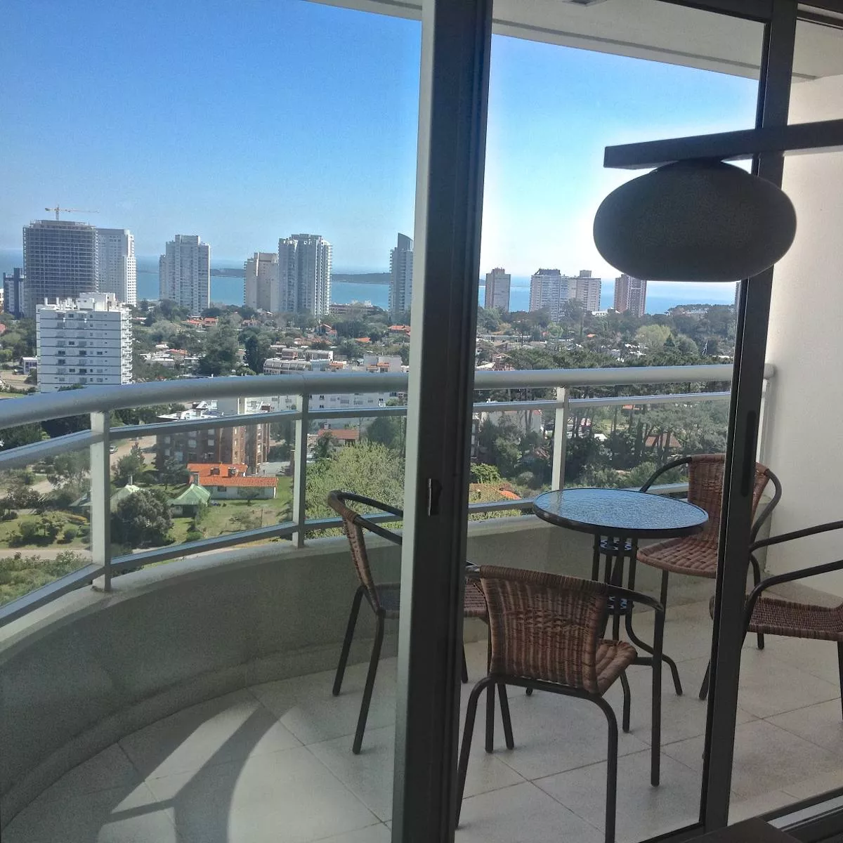 Alquiler de apartamento
Avenida Roosevelt Parada 3, ///// 0
Punta Del Este, Maldonado
U$S
3.150
temporada 2019 – 2020_5deada298e0df.webp