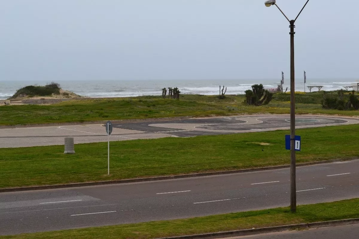 Alquiler de apartamento
Rambla Lorenzo Battle Y Pda. 1 Brava, Punta Del Este
20000
Punta Del Este, Maldonado
U$S
90
temporada 2019 – 2020_5dead6f4c87e5.webp