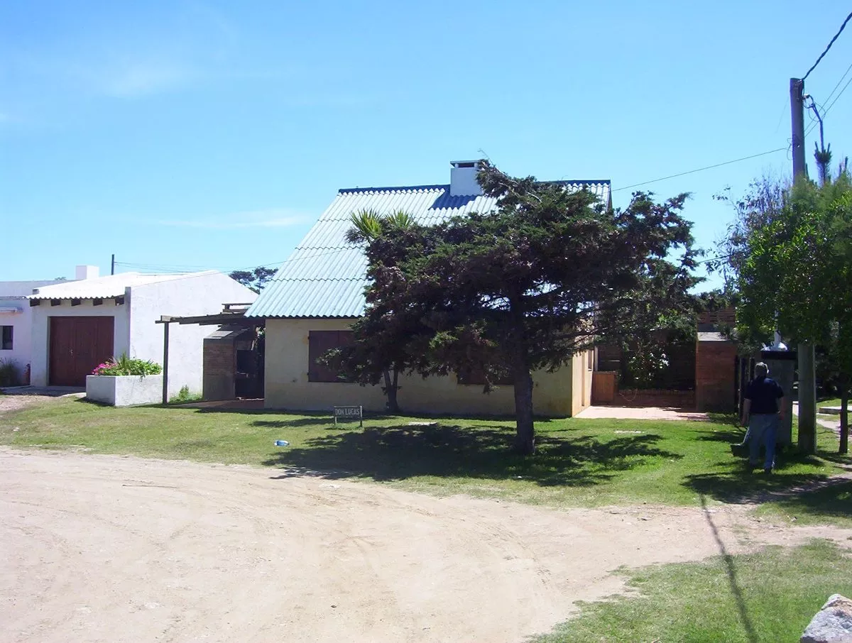 Alquiler de casa
Balconada – Leo 0
La Paloma, Rocha
U$S
40
temporada 2019 – 2020_5df3e29ad2899.webp