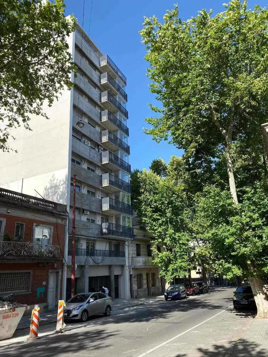 Alquiler 1 dormitorio
Canelones Sn 000
Cordón, Montevideo
$
18.000_5e1dfeade216f.webp