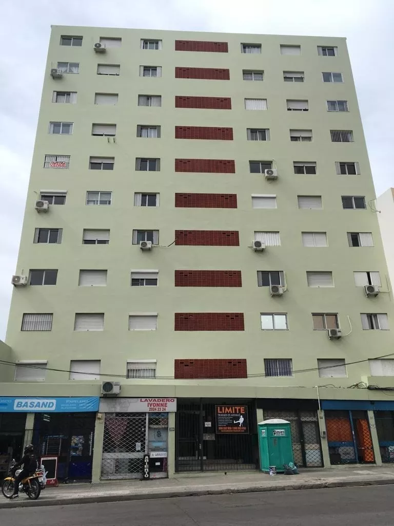 Alquiler 1 dormitorio
Fernandez Crespo Y Asunción 000
Aguada, Montevideo
$
17.000_5e1df90c1c6e1.webp
