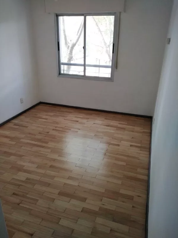 Alquiler 1 dormitorio
Rondeau Esq Asuncion 1111
Aguada, Montevideo
$
19.000_5e1df7fa67ad5.webp