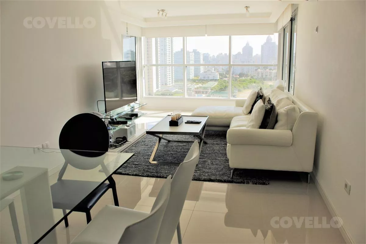 Alquiler de apartamento
Pda. 10 Playa Brava – Punta Del Este
Punta Del Este, Maldonado
U$S
5.700
temporada 2019 – 2020_5e1285e34aaf1.webp