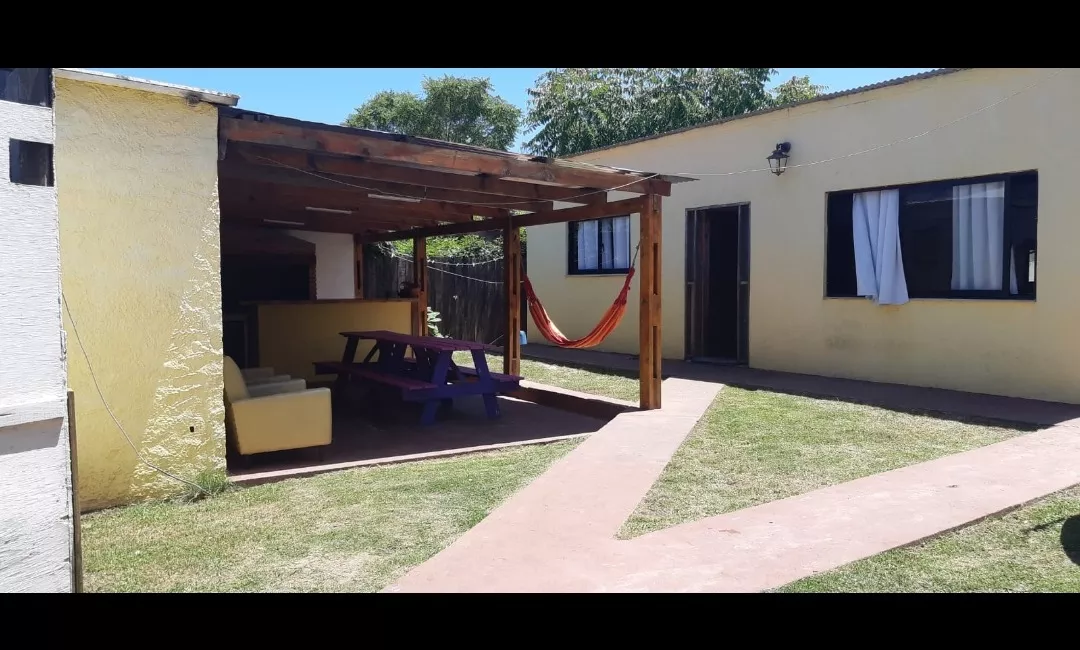 Alquiler de casa
Sagitario Entre Paloma Y Antares Sn
La Paloma, Rocha
$
2.000
temporada 2019 – 2020_5e1b8ae786338.webp