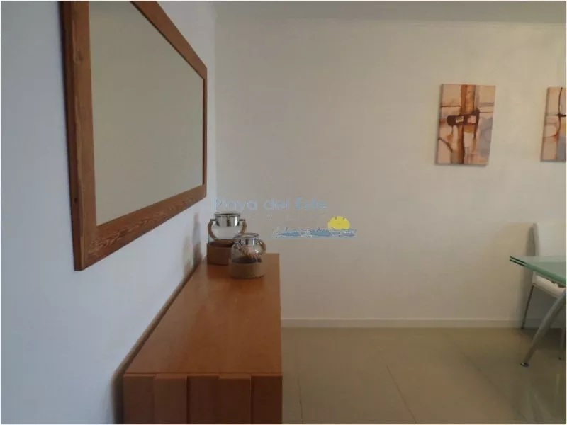 Alquiler de apartamento
Apartamento En Brava, 2 Dormitorios *-ref:9115
Punta Del Este, Maldonado
U$S
6.500
temporada 2019 – 2020_5e3a0ac3e4314.webp