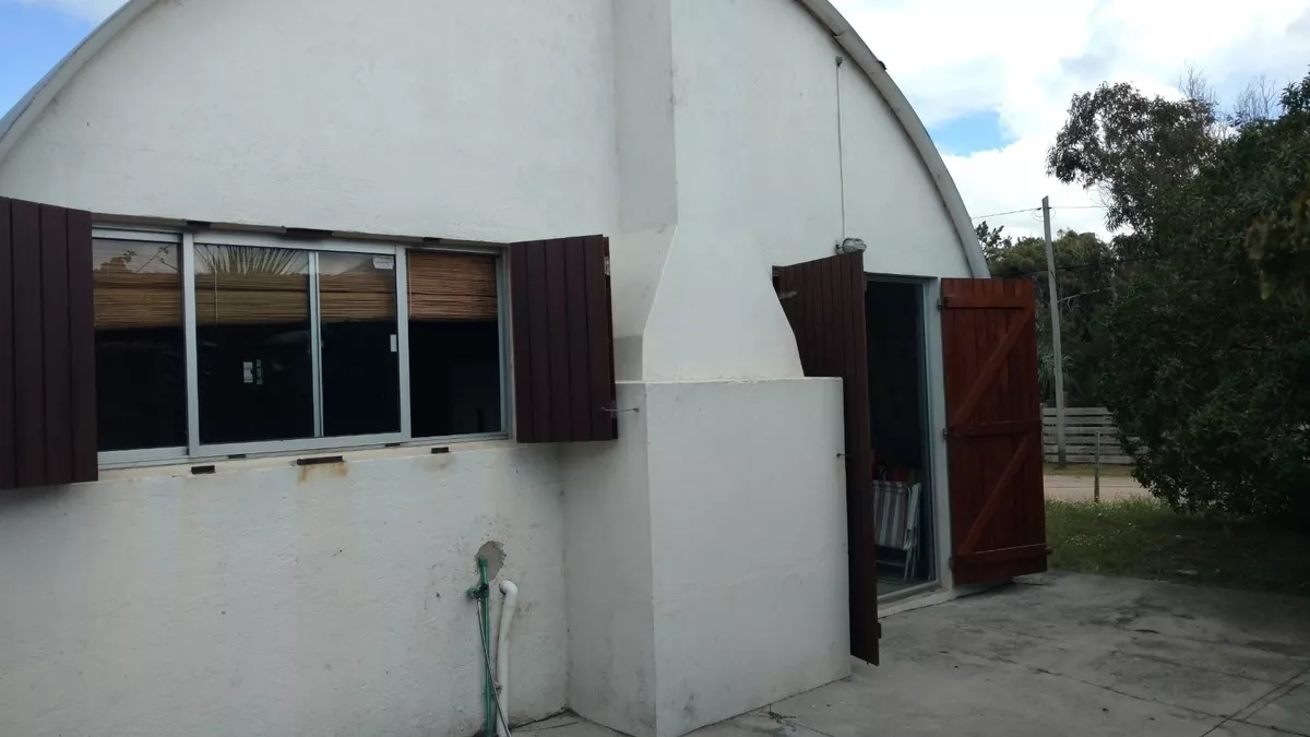 Alquiler de casa
De Las Rosas 386
Barra De Valizas, Rocha
$
1.800
temporada 2019 – 2020_5e4309577cf6c.webp