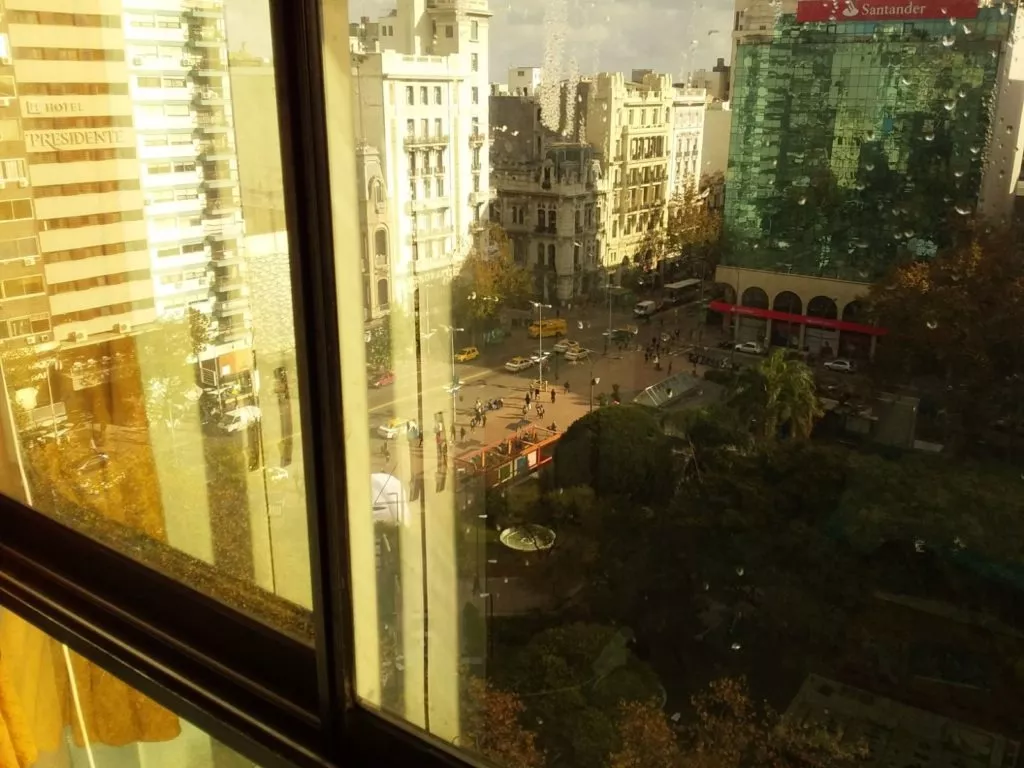 Alquiler monoambiente
Rio Negro 1435
Centro, Montevideo
$
15.500_5e52d51b36cda.webp