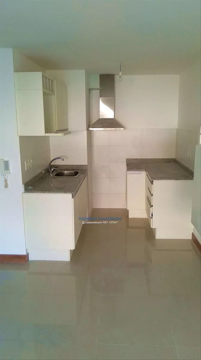 Alquiler monoambiente
Centro, Montevideo
$
15.000_5e7a62e809872.webp