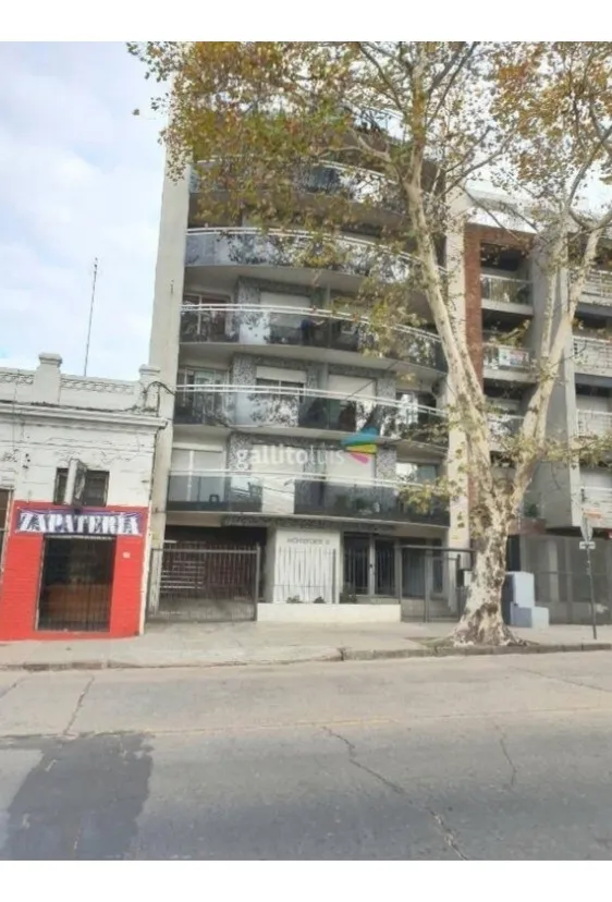 Alquiler 1 dormitorio
Av. Rivera 2858
Pocitos, Montevideo
$
20.000_5ecaa6a51bd79.webp