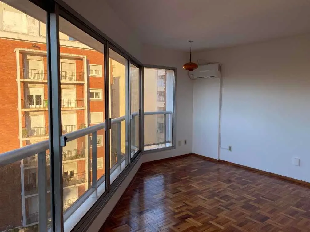 Alquiler 1 dormitorio
Leyenda Patria 1
Punta Carretas, Montevideo
$
22.000_5ecab1759b7ba.webp