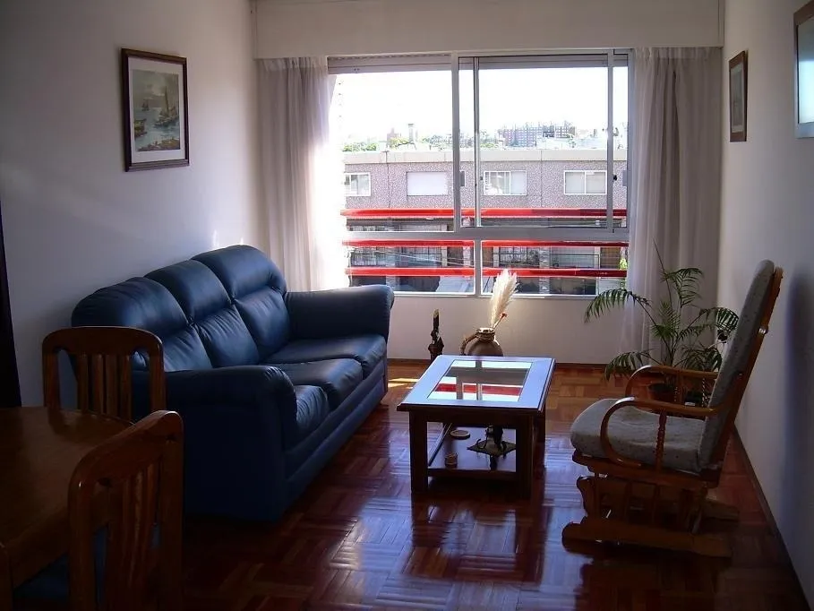 Alquiler 2 dormitorios
Alquiler Apartamento La Blanqueada, 2 Dormitorios, Sum, Bajos Gastos
La Blanqueada, Montevideo
$
23.000_5ec3009e34469.webp