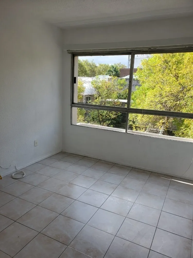 Alquiler 2 dormitorios
Secco Illa Esq Cornelio Cantera 1111
La Blanqueada, Montevideo
$
23.000_5ec2fa0c78604.webp