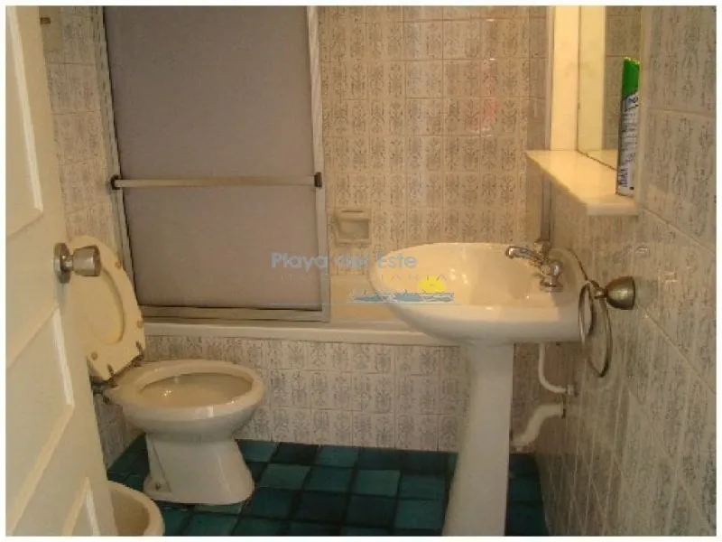 Alquiler de apartamento
Apartamento En Peninsula, 2 Dormitorios *- Ref: 5526
Punta Del Este, Maldonado
U$S
2.300
temporada 2019 – 2020_5eb0a3f73c0be.webp