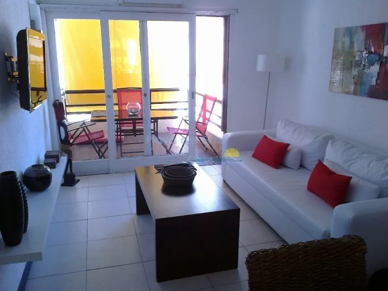 Alquiler de apartamento
Apartamento En Roosevelt, 1 Dormitorios *- Ref: 6641
Punta Del Este, Maldonado
U$S
2.300
temporada 2019 – 2020_5eb0a8303386e.webp