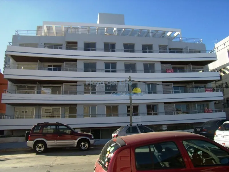 Alquiler de apartamento
Brava, 2 Dormitorios- Ref: 1259
Punta Del Este, Maldonado
U$S
2.650
temporada 2019 – 2020_5eb0ab95974db.webp