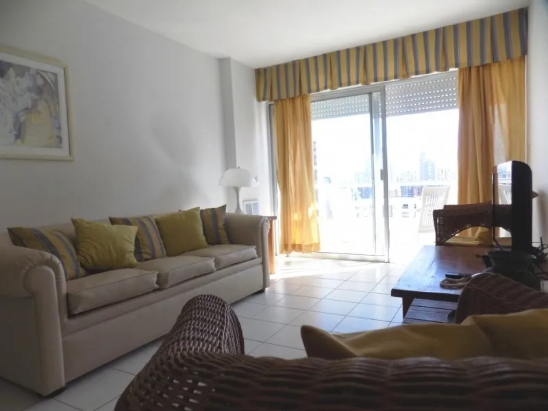 Alquiler de apartamento
Vende Apartamento Dos Dormitorios , Dos Baños , Dormitorio Y Baño Servicio – Ref: 8704
Punta Del Este, Maldonado
U$S
3.500
temporada 2019 – 2020_5eb0ad0a310a7.webp