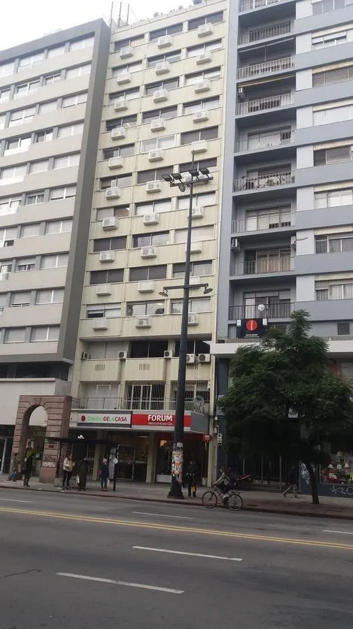 Alquiler monoambiente
18 De Julio Y Tacuarembo – Para Oficina
Cordón, Montevideo
$
12.000_5ec97584b165b.webp