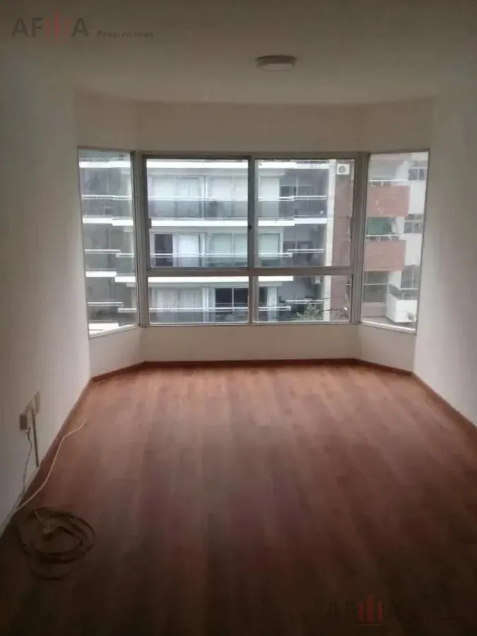 Alquiler monoambiente
21 De Setiembre Al 3000
Pocitos, Montevideo
$
13.800_5ec96a1639dea.webp