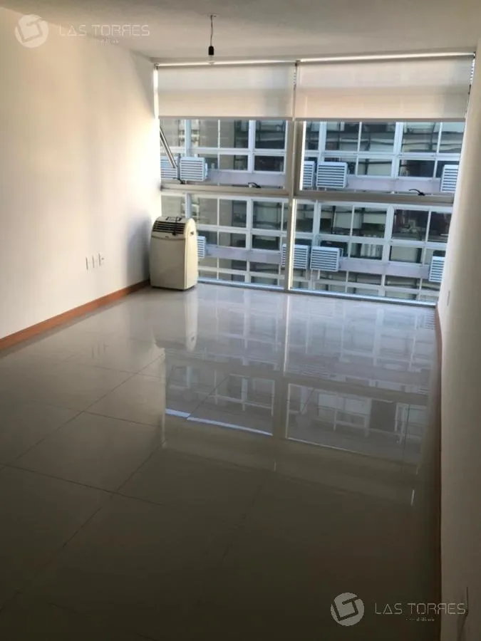 Alquiler monoambiente
Brandzen Y Arenal Grande Lap2458430
Cordón, Montevideo
$
14.500_5ec97a8964062.webp