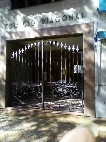 Alquiler monoambiente
Monoambiente, Ideal Vivienda O Consultorio, Se Vende Con Renta!!
Centro, Montevideo
$
13.800_5ec97d48f09b0.webp