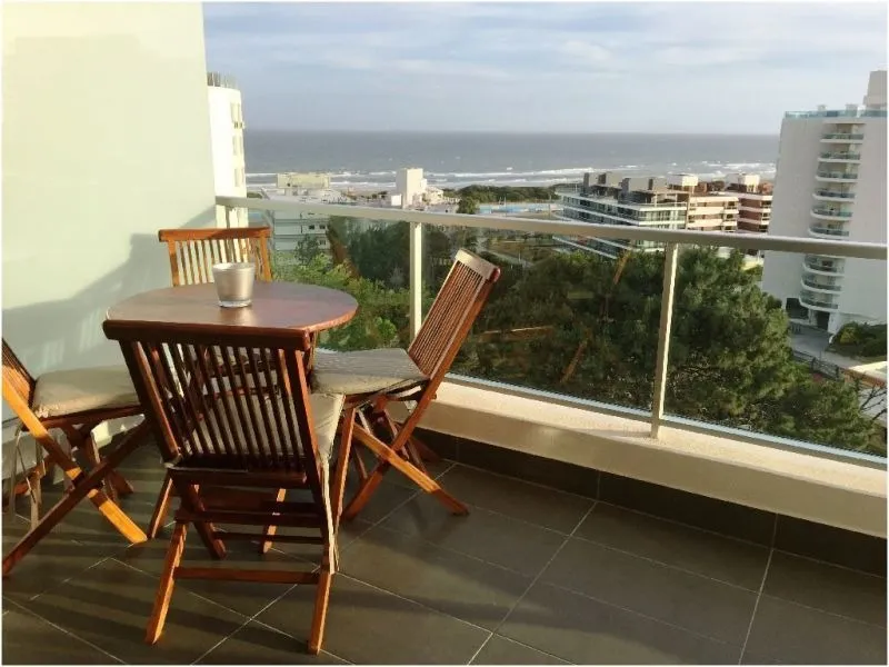 Alquiler de apartamento
Biarritz 100
Punta Del Este, Maldonado
U$S
6.000
temporada 2019 – 2020_5ed84d120ed2e.webp