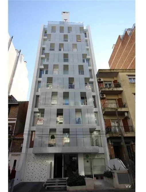 Alquiler monoambiente
26 De Marzo Y Buxareo
Pocitos, Montevideo
$
16.500_5ef0ee2b2aca5.webp