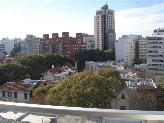 Alquiler monoambiente
Br. España 2822
Pocitos, Montevideo
$
15.500_5ef0e8de258ef.webp