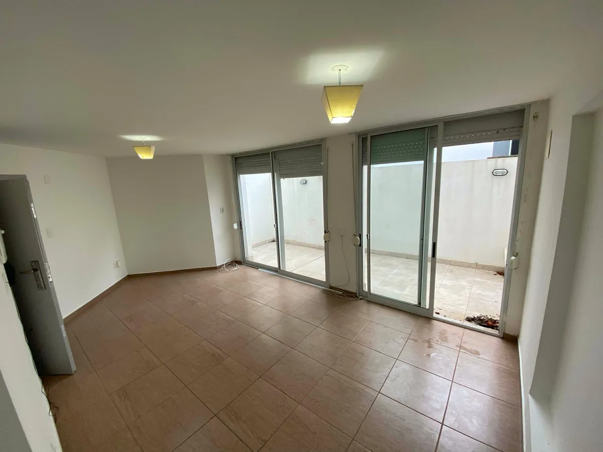 Alquiler monoambiente
Echeverria 1111
Pocitos, Montevideo
$
18.500_5ef0f3651dc1e.webp