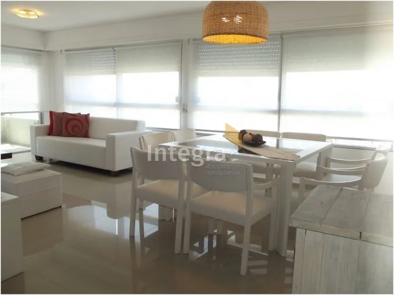 Alquiler de apartamento
Apartamento En Punta Del Este, Peninsula | Integra Negocios Ref:297- Ref: 297
Punta Del Este, Maldonado
U$S
2.500
temporada 2019 – 2020_5effcb0238f67.webp