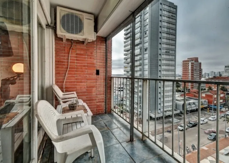 Alquiler de apartamento
Edificio Kennedy – Proximo Al Puerto!- Ref: 3077
Punta Del Este, Maldonado
U$S
490
temporada 2019 – 2020_5effc395a4ec4.webp