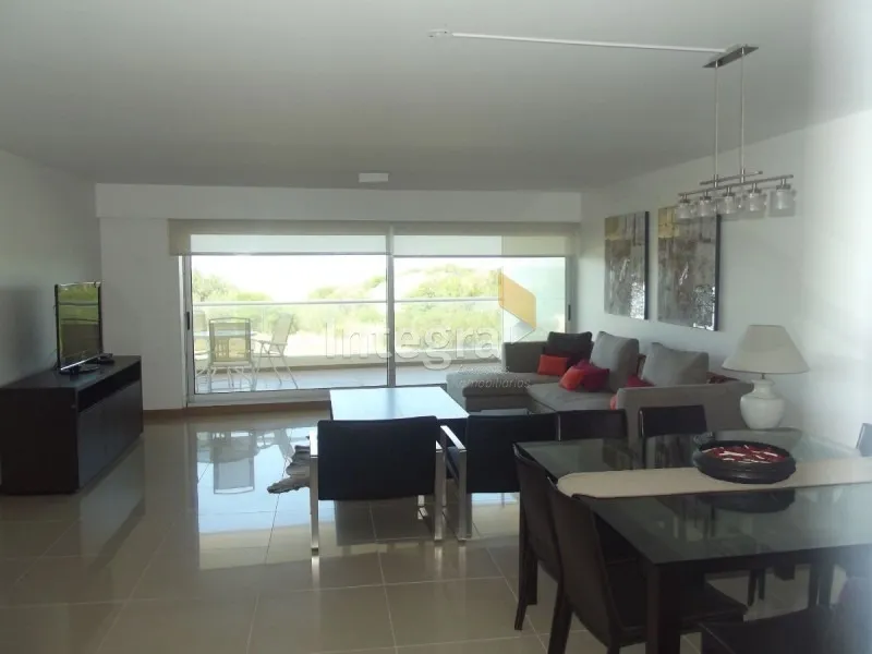 Alquiler de apartamento
Excelente Apartamento De Tres Ambientes Con Vista En Playa Brava. – Ref: 651
Punta Del Este, Maldonado
U$S
2.100
temporada 2019 – 2020_5effc9b51036c.webp