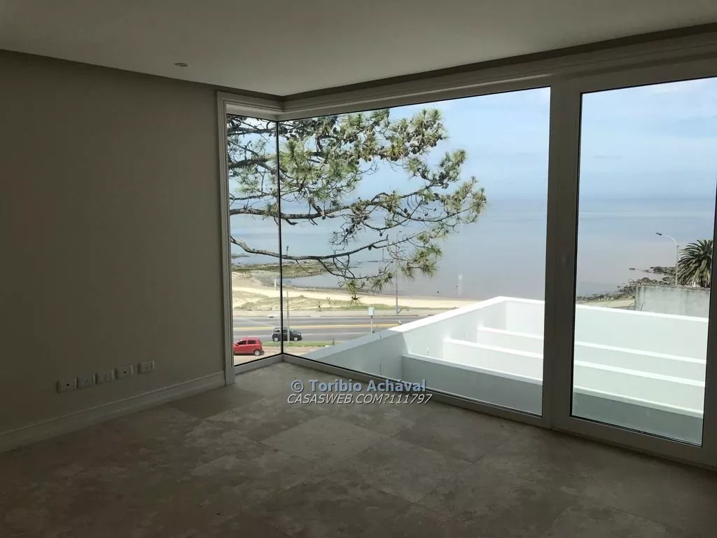 Alquiler casa más de 4 dormitorios
Punta Gorda, Montevideo
U$S
4.900_5ddd7114cad58.webp