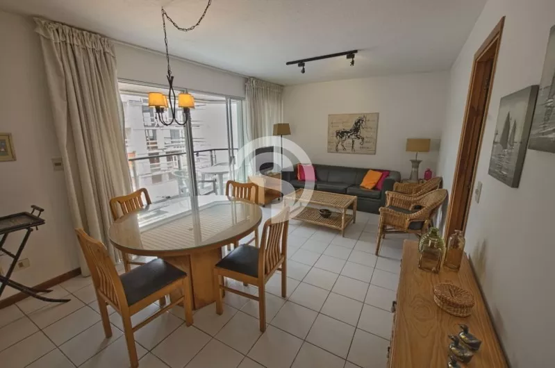 Alquiler de apartamento
Apartamento En Alquiler Peninsula-ref:3355
Punta Del Este, Maldonado
U$S
2.500
temporada 2019 – 2020_5deaeaf4ec177.webp