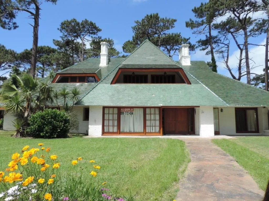 Dueño alquila Casa en Punta del Este
Av Brasil Parada 10 10
Punta Del Este, Maldonado
U$S
1.200
temporada 2019 – 2020_5dead7d3b6989.webp