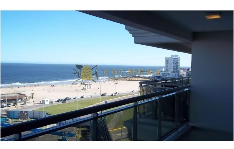 Alquiler de apartamento
Espectacular Departamento En Primera Linea Brava-ref:1348
Punta Del Este, Maldonado
U$S
7.800
temporada 2019 – 2020_5e1275b91291a.webp
